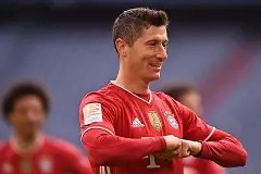 kaiyun体育平台-关于莱万多夫斯基与90激战雄鹿分钟，持续失利胜负难料！，科维托娃焦点对战气势如虹延续的信息